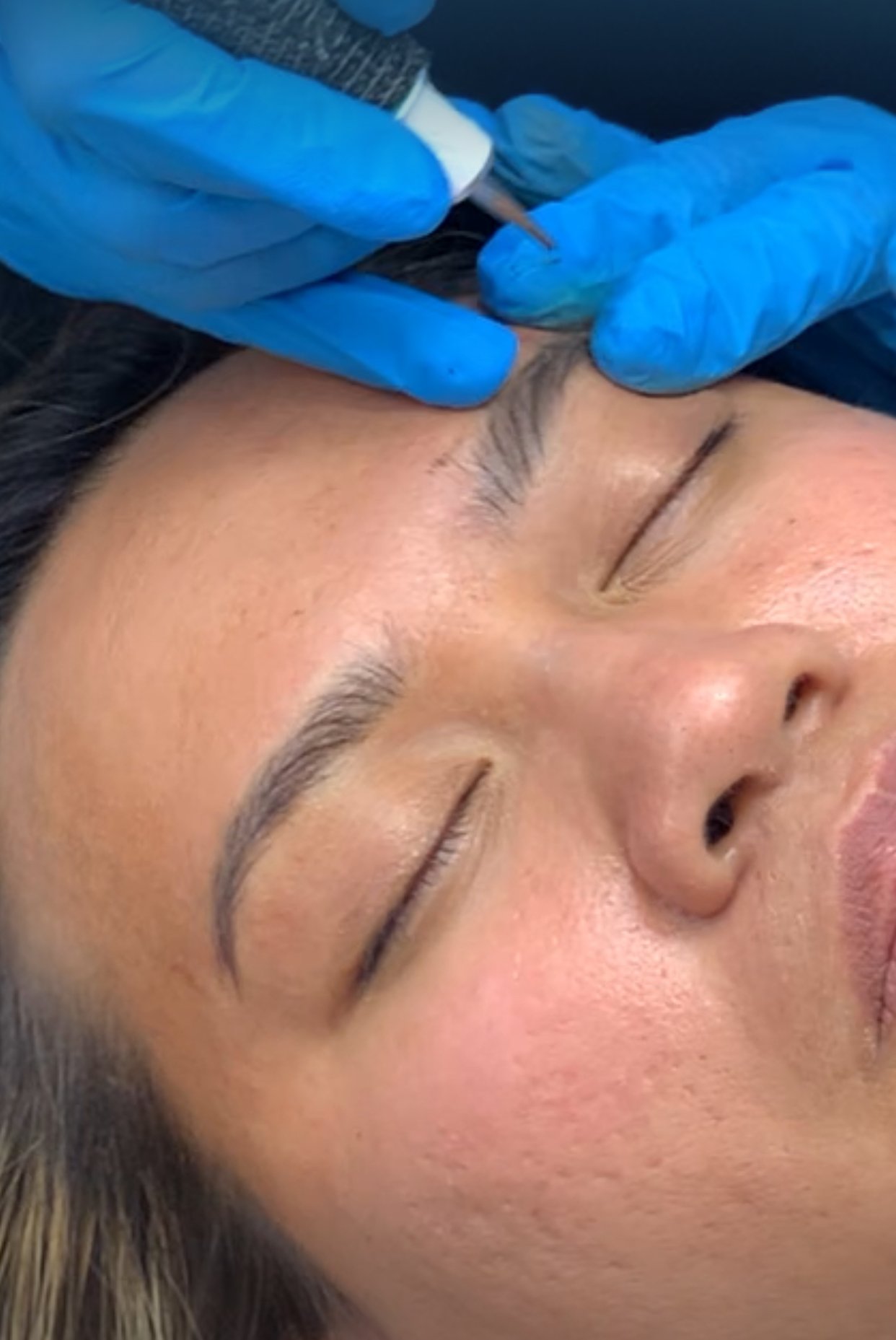 Nano brows for oily skin
